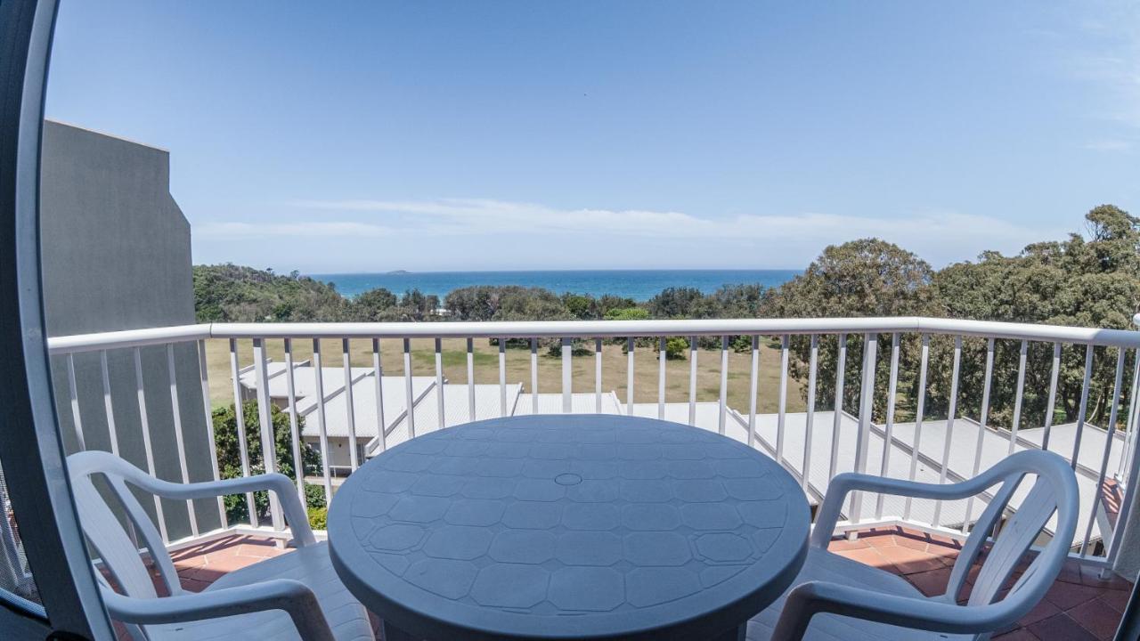 Absolute Beachfront Opal Cove Resort Korora Exterior foto