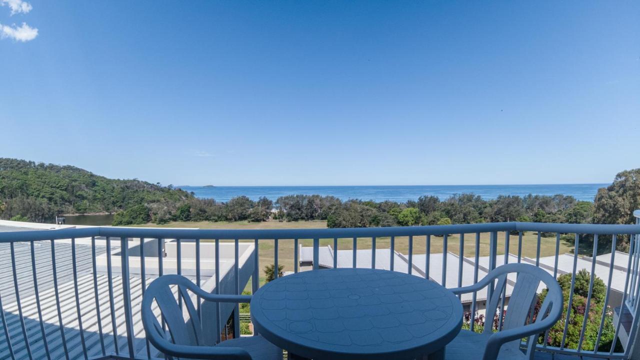 Absolute Beachfront Opal Cove Resort Korora Exterior foto