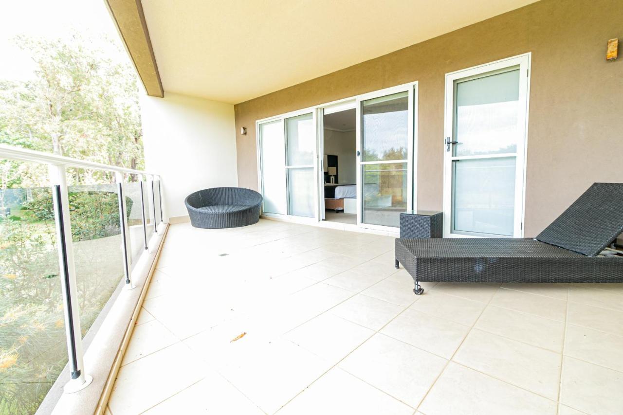 Absolute Beachfront Opal Cove Resort Korora Exterior foto