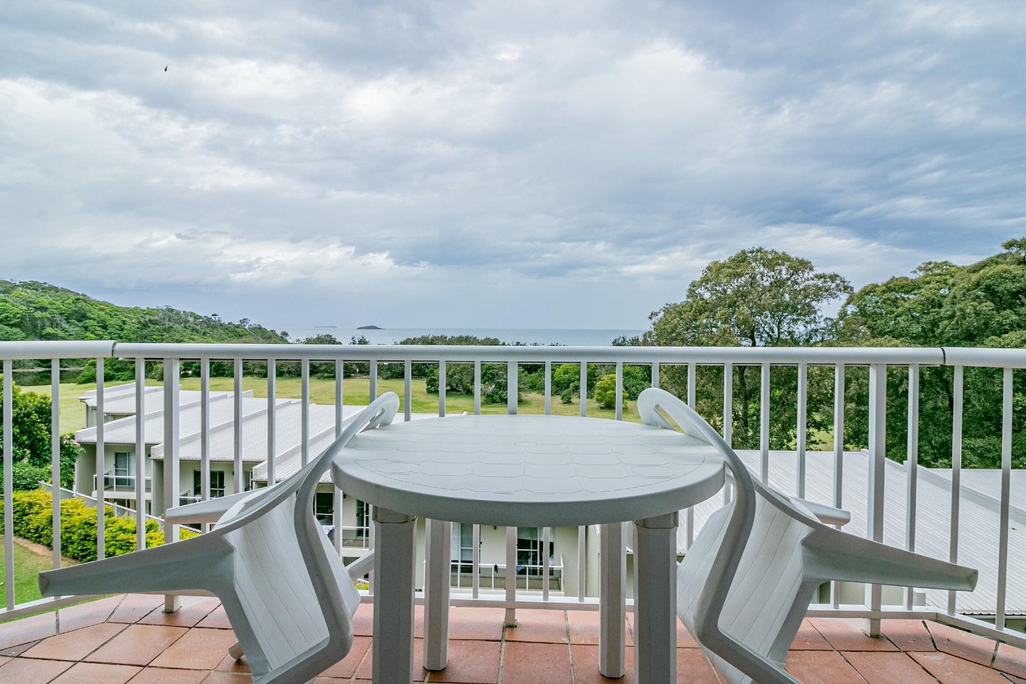 Absolute Beachfront Opal Cove Resort Korora Exterior foto