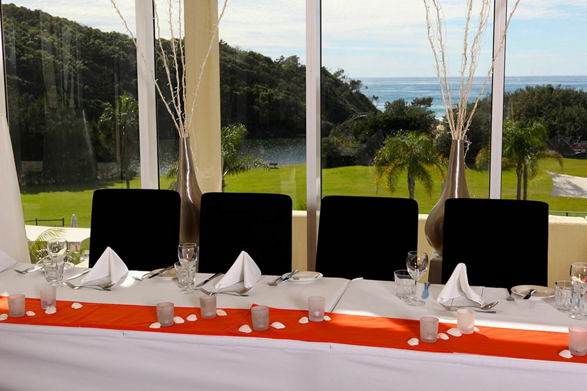 Absolute Beachfront Opal Cove Resort Korora Exterior foto